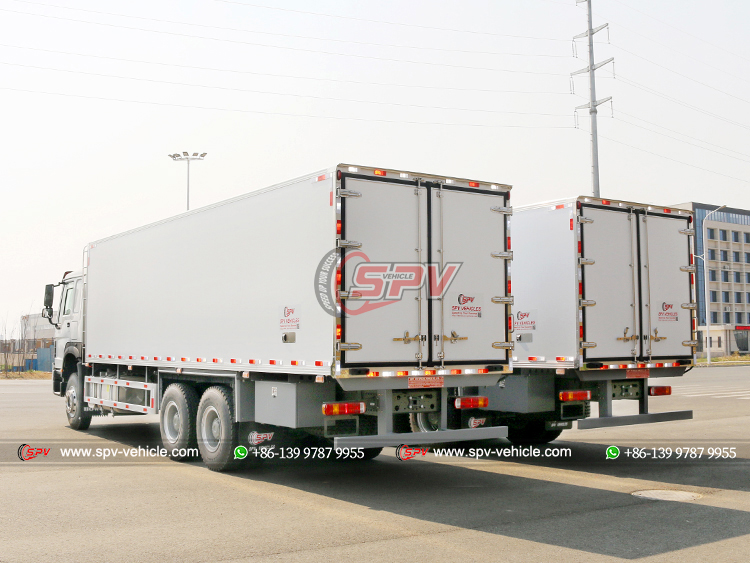 HOWO 6x4 Insulated Delivery Truck - Rear Left
