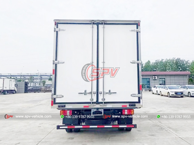 HOWO 4 Tons Reefer Van Truck