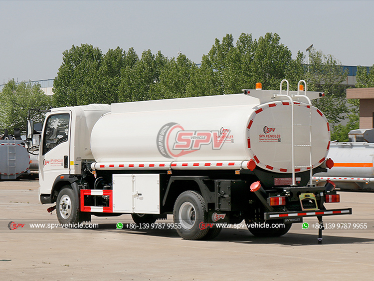HOWO 8,000L Fuel Bowser Truck