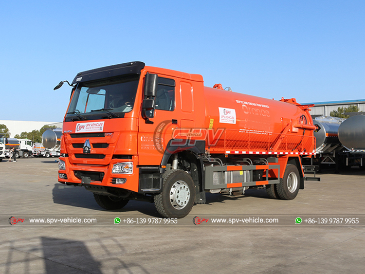HOWO 12,000 Liters Municipal Vacuum Truck