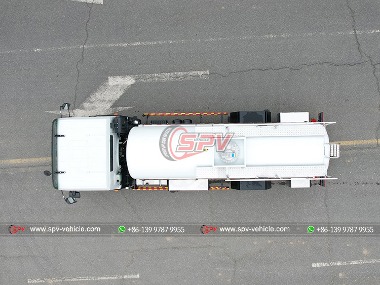 SINOTRUK 10,000L Chemical Tank Truck