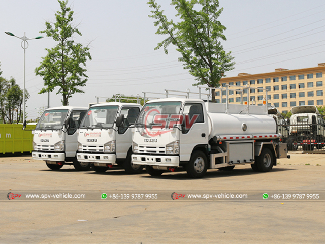 ISUZU 4,000L Stainless Steel Fuel Truck