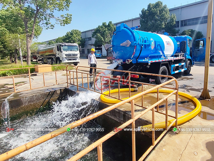 DONGFENG 8,000L Drain Suction Truck
