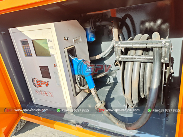 IVECO 30,000L  Diesel Delivery Truck