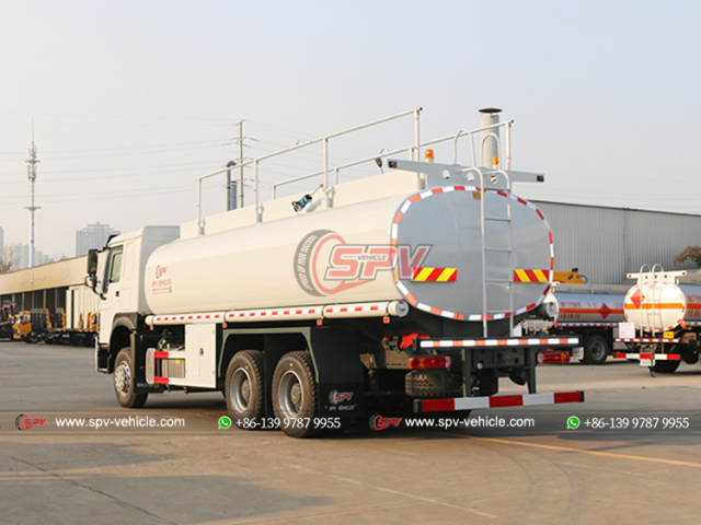 HOWO 22,000L  Fuel Dispensing Truck