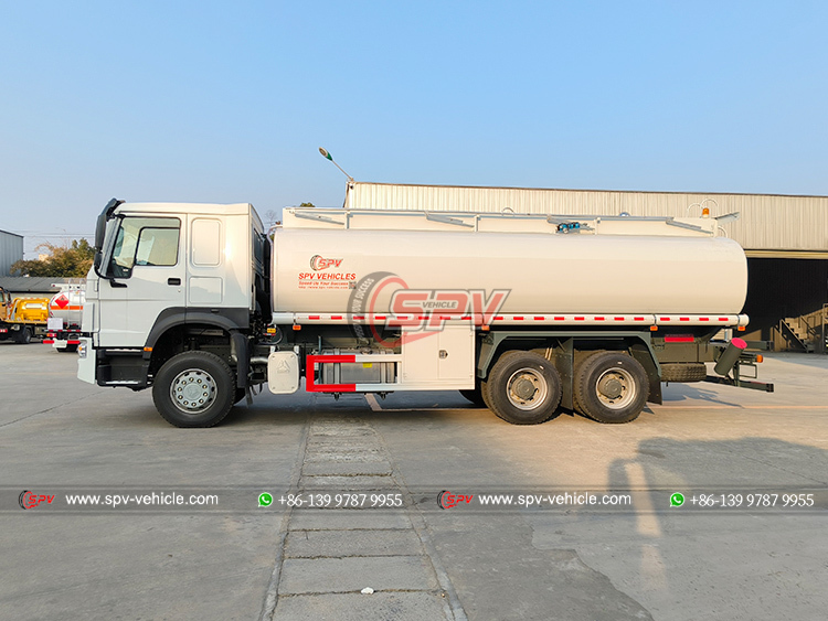 HOWO 22,000L  Fuel Dispensing Truck
