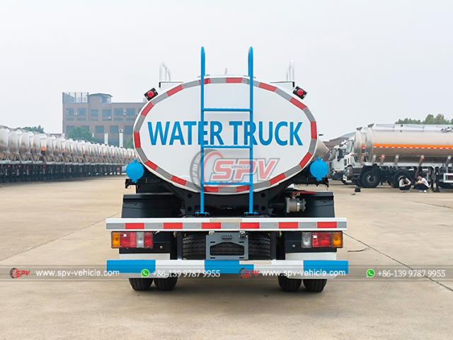 ISUZU 4,000L Potable Water Truck