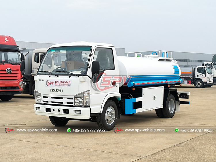 ISUZU 4,000L Potable Water Truck