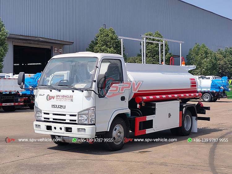 ISUZU 4,000L Fuel Distribution Truck