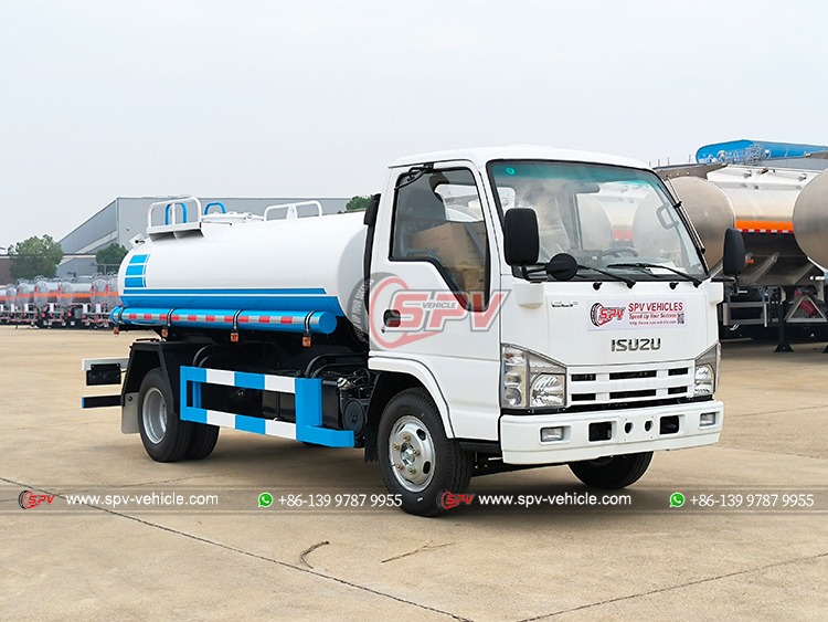ISUZU 4,000L Potable Water Truck