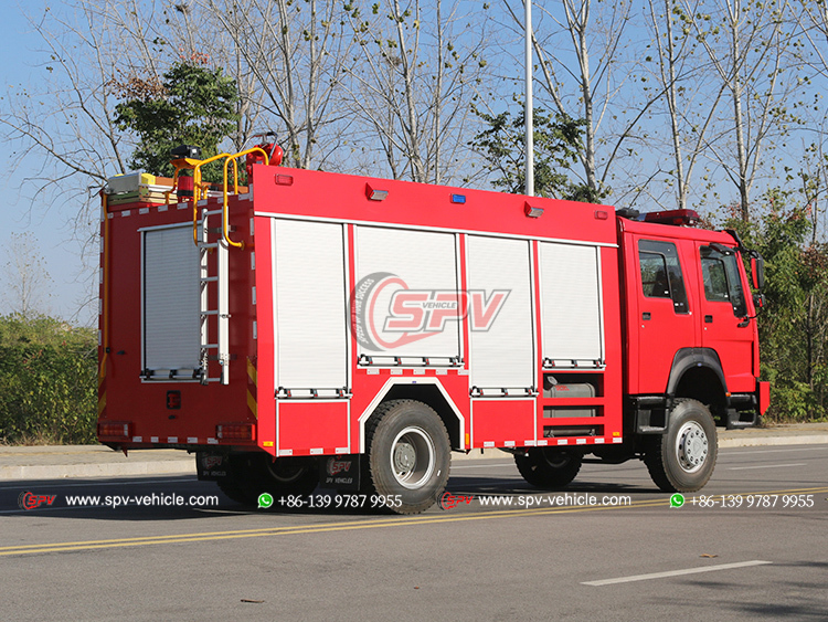 HOWO 5 CBM Off-Road Fire Tender