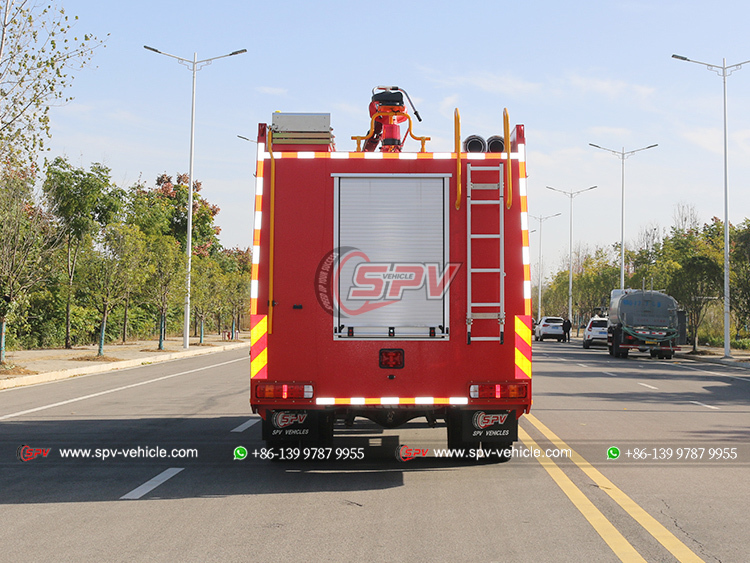 HOWO 5 CBM Off-Road Fire Tender