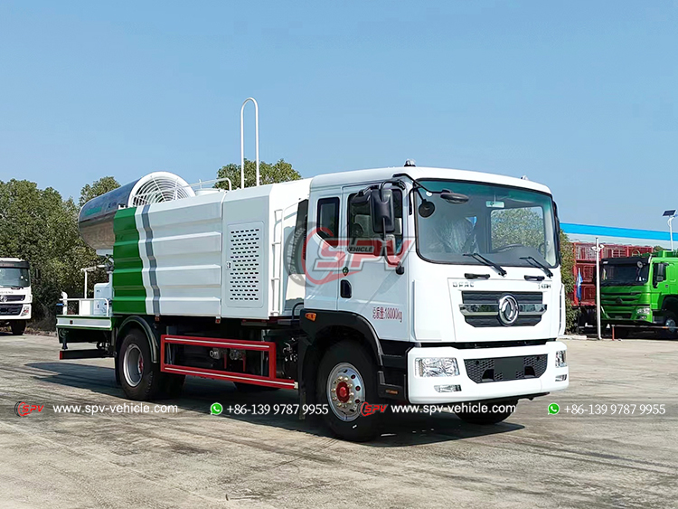 DONGFENG D9 Dust Reduction Truck - Front Right