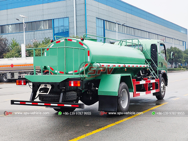 HOWO 4,000 Liters Water Carrier Tanker -Rear Right