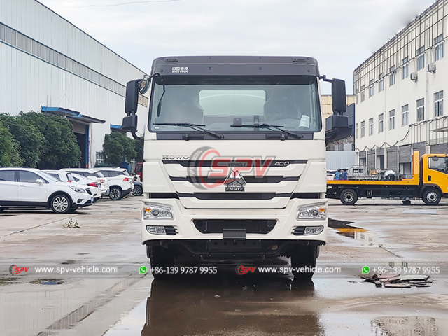 HOWO 9-Compartments Fuel Truck