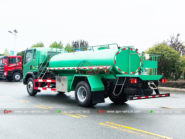 HOWO 4,000L Drinking Water Truck
