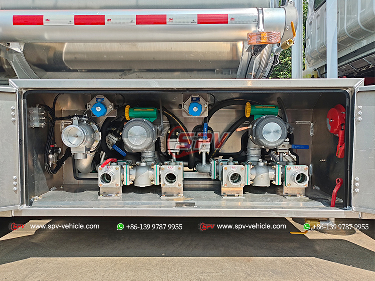 Pump Box of FOTON Double Dispensers Fuel Truck