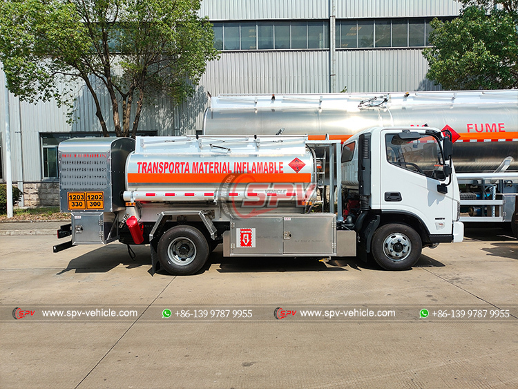 FOTON Double Dispensers Fuel Truck