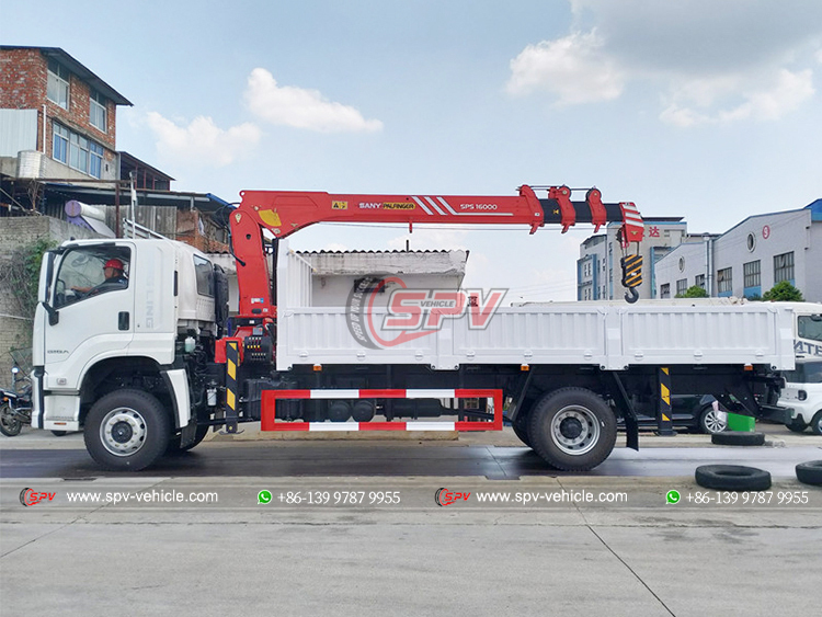 ISUZU Telescopic Crane Truck