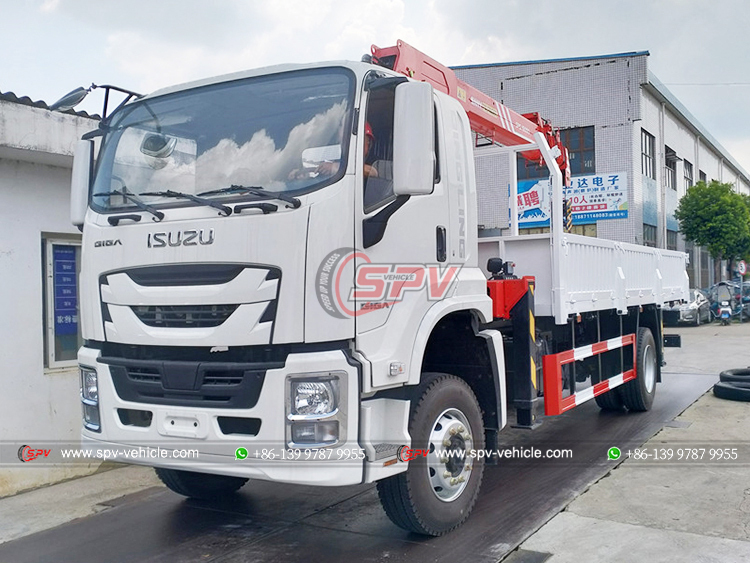 ISUZU Telescopic Crane Truck
