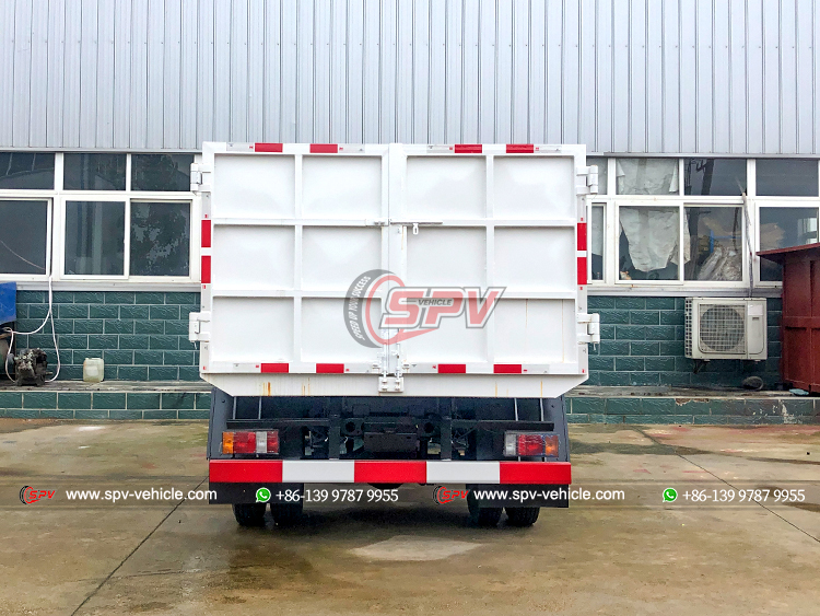 ISUZU KV600 Garbage Dump Truck - Rear