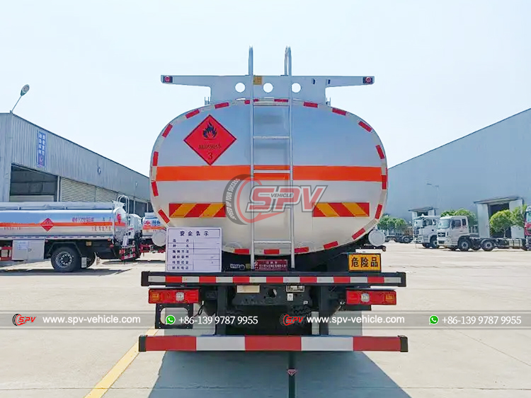SHACMAN 4 Axles Petrol Tank Truck - Rear
