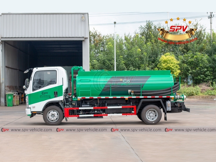 ISUZU 5,000L Toilet Suction Truck