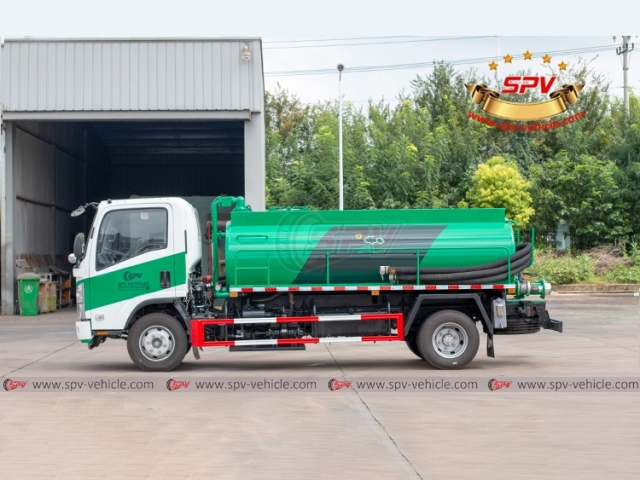 ISUZU 5,000L Toilet Suction Truck