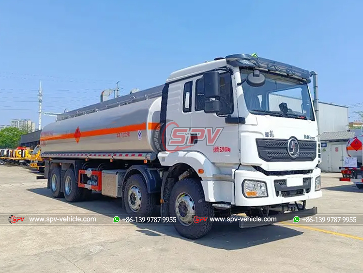 SHACMAN 30,000L Petrol Hauling Truck