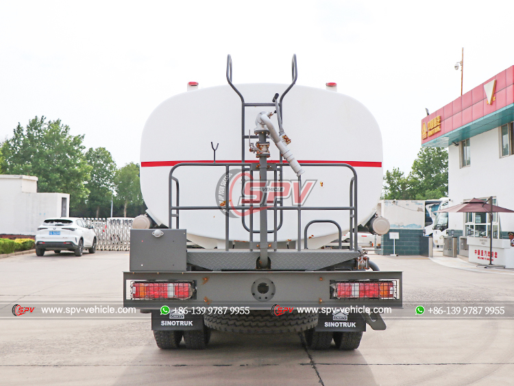 Sinotruk TX 6x4 Water Sprinkler Truck