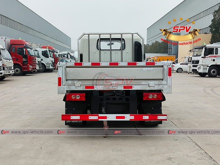 JMC 2 Ton Stainless Steel Cargo Hauling Truck to Maldives