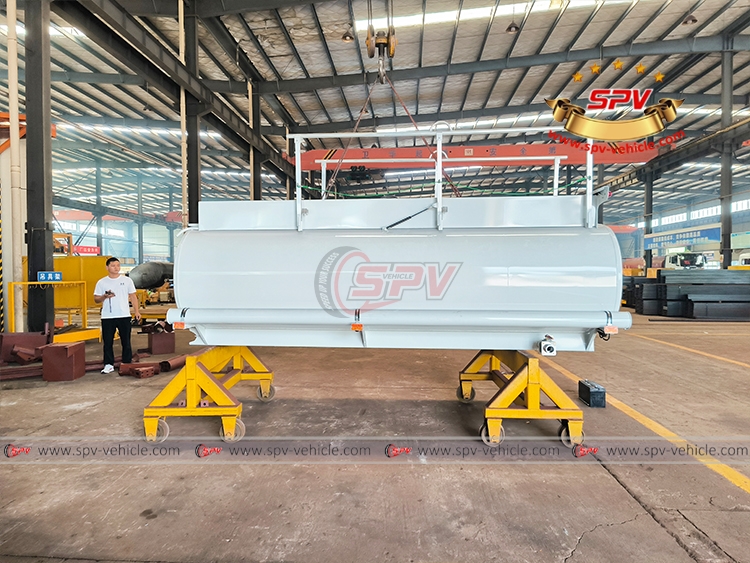5,000 Litres Fuel Tanker SKD to Ghana