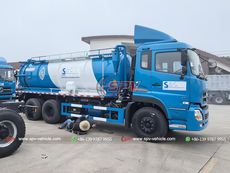 DONGFENG 12,000 Liters Sewage Disposal Truck to Mozambique