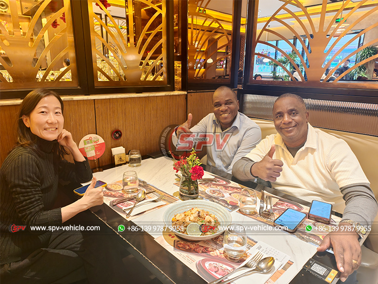Have Dinner With Mozambique Clients
