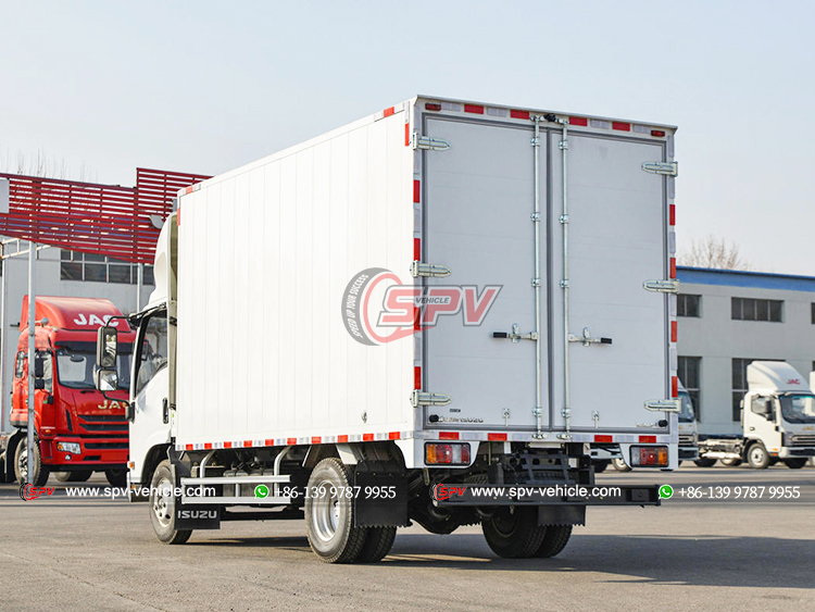 ISUZU M100 Goods Van Truck &nbsp;- Rear Left