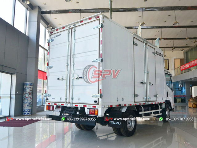 ISUZU KV600  2-4 Ton Van Truck