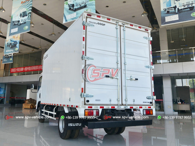 ISUZU KV600  2-4 Ton Van Truck
