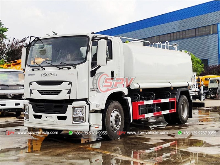 ISUZU GIGA 4X2 Dust Control Truck - Front Left