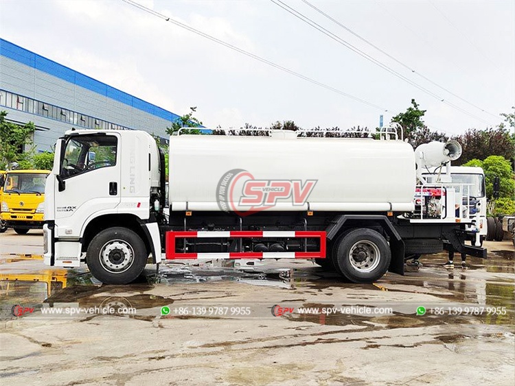 ISUZU Water Spary Dust Contol Truck - Left