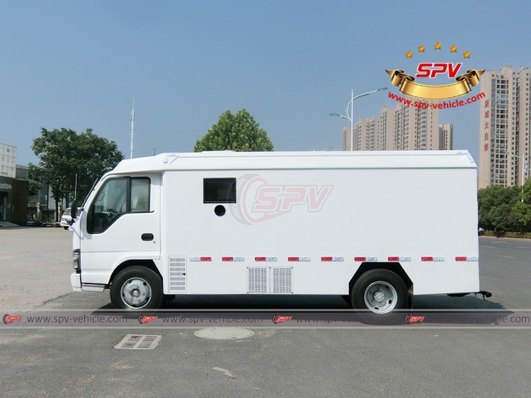 ISUZU Cash-in Transit Van Truck
