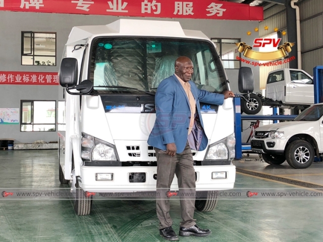 ISUZU Cash-in Transit Van Truck