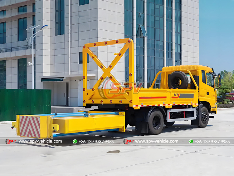 Dongfeng K6 Crash Cushion Truck