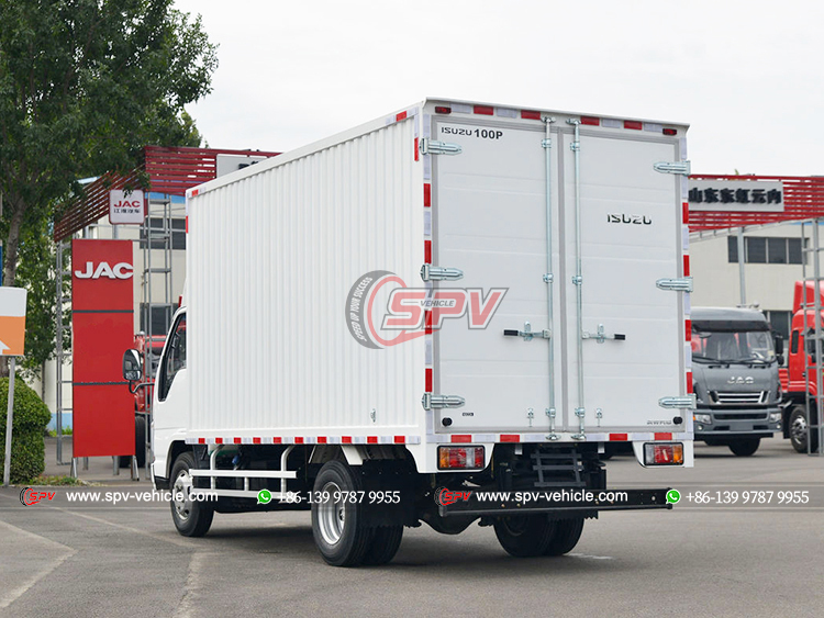 ISUZU 100P 2 Ton Goods Delivery Van Truck