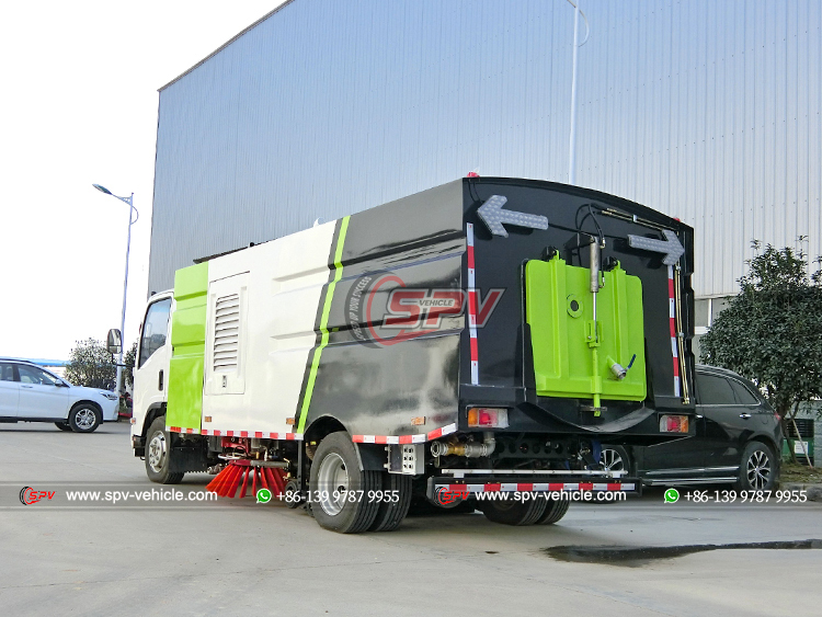 ISUZU 8 CBM Road Sweeper