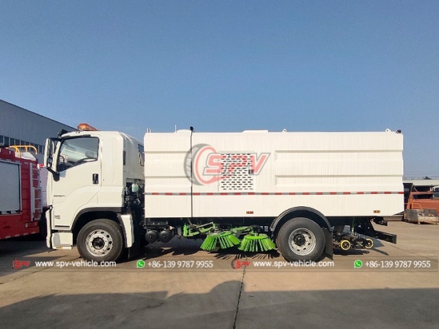 ISUZU 12 CBM Street Broom Truck