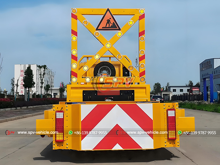 SINOTRUK Traffic Attenuators Truck