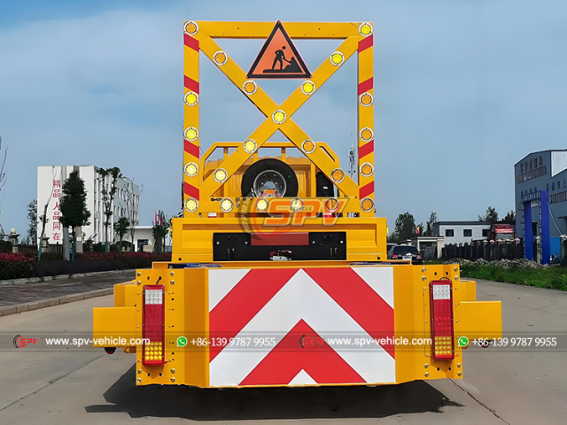 SINOTRUK Traffic Attenuators Truck