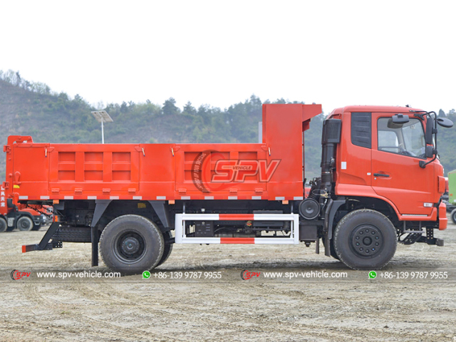 DONGFENG 4x2 Dumping Vehicle