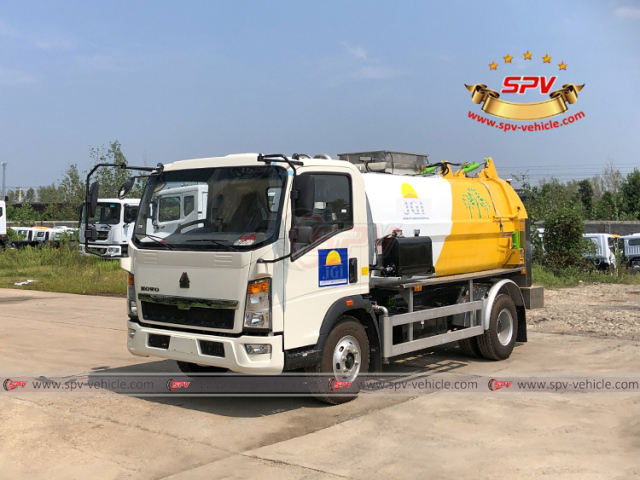 HOWO 5 CBM Kitchen Trash Collection Truck