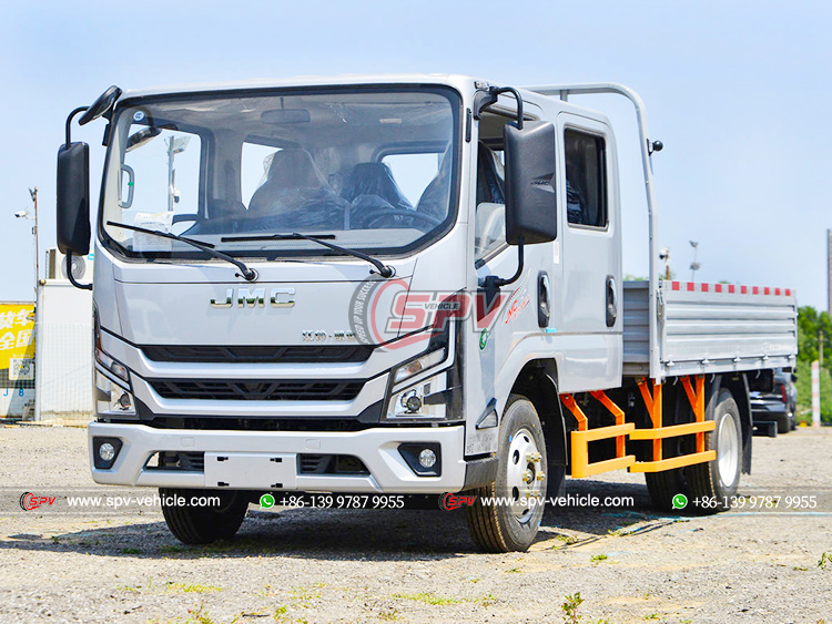 Double Cabin Carrying Truck JMC - Front Left